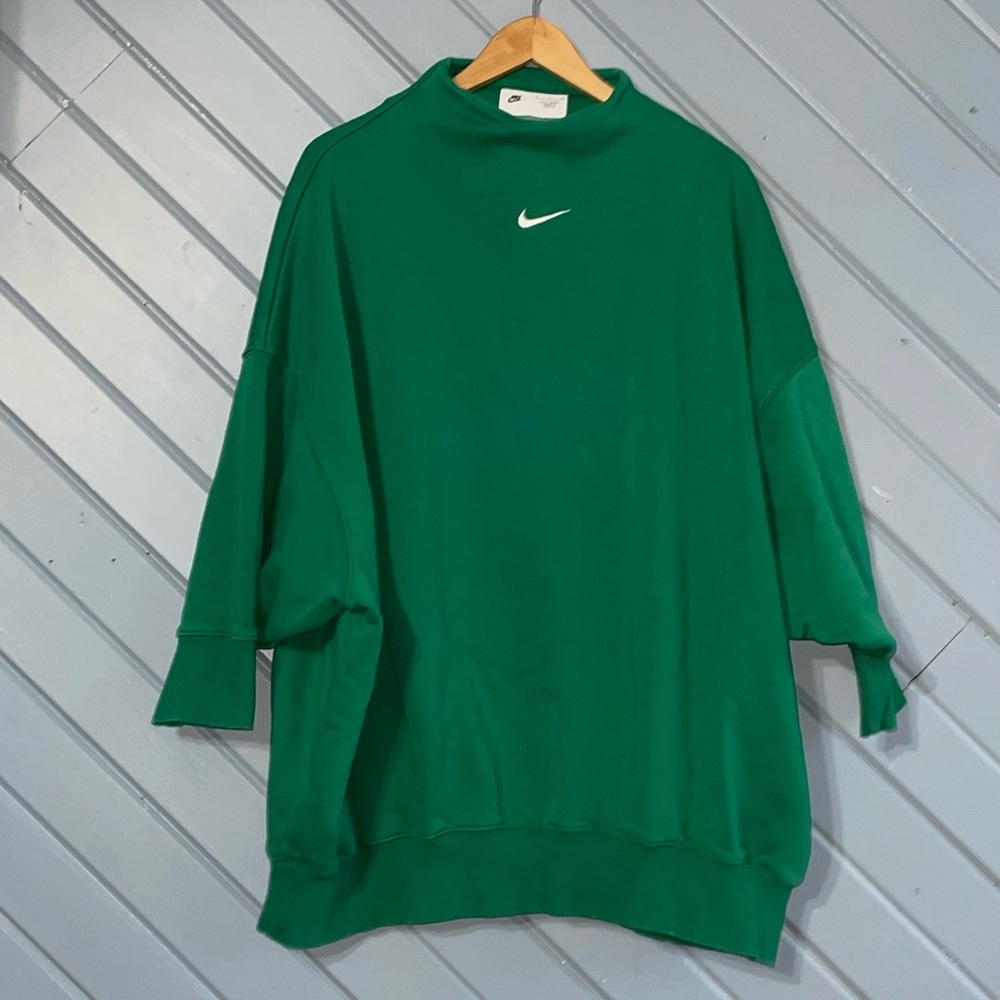 Nike Green Sweatshirt